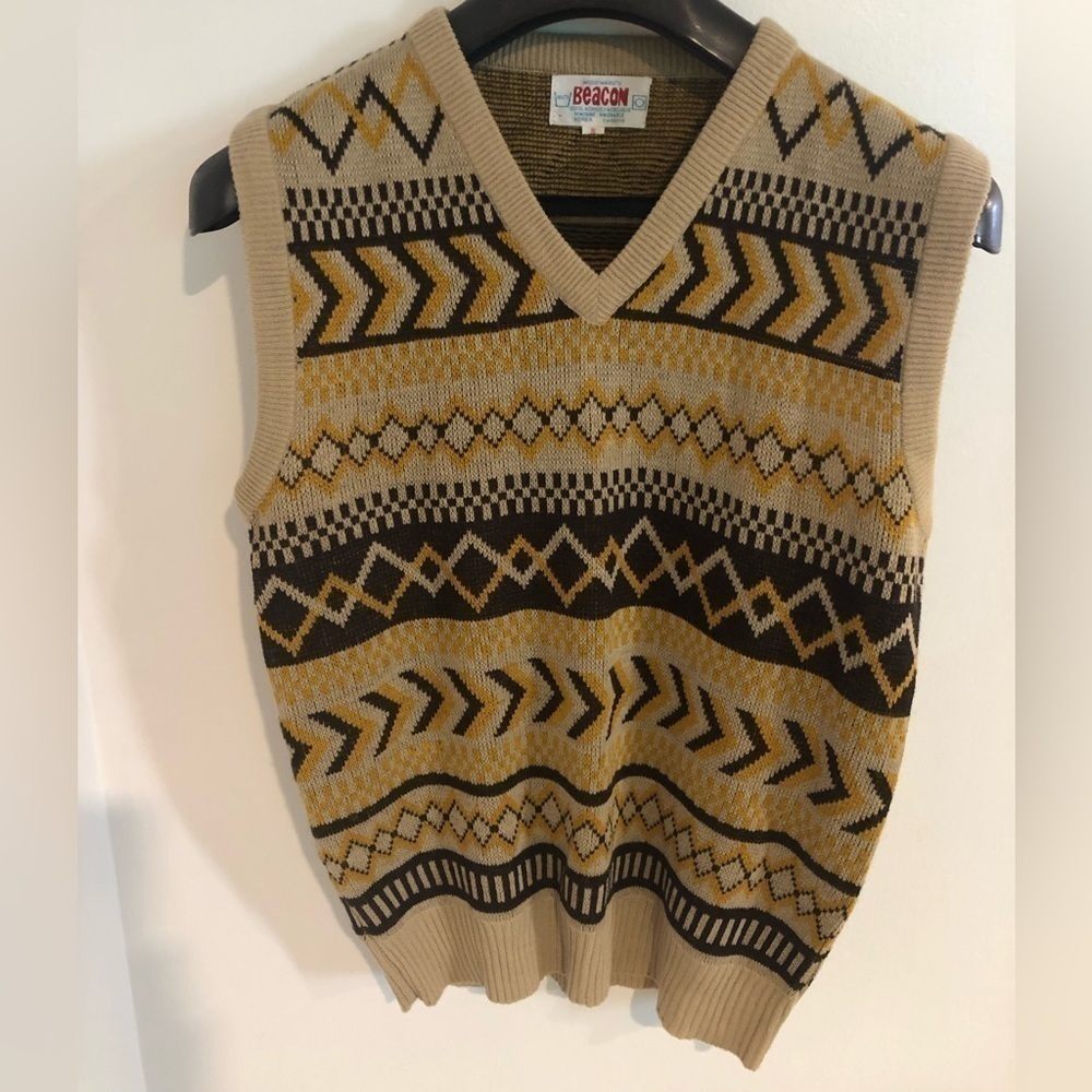 Vintage Beacon for Woodward’s knitted vest size S